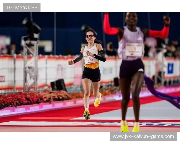 女子马拉松纪录被刷新，选手创造历史时刻，女子马拉松比赛